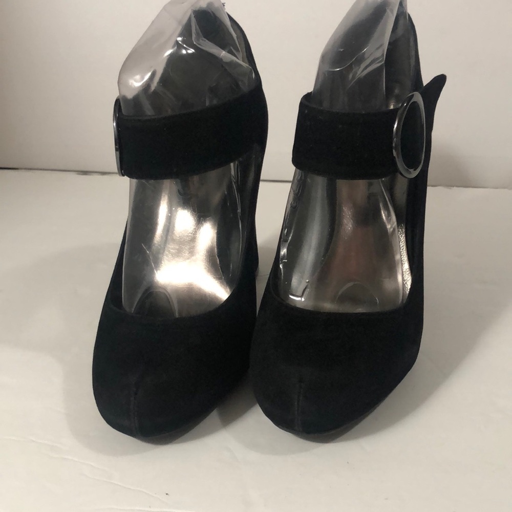 N By Nicole Miller Ankle Strap Zipper Back heel